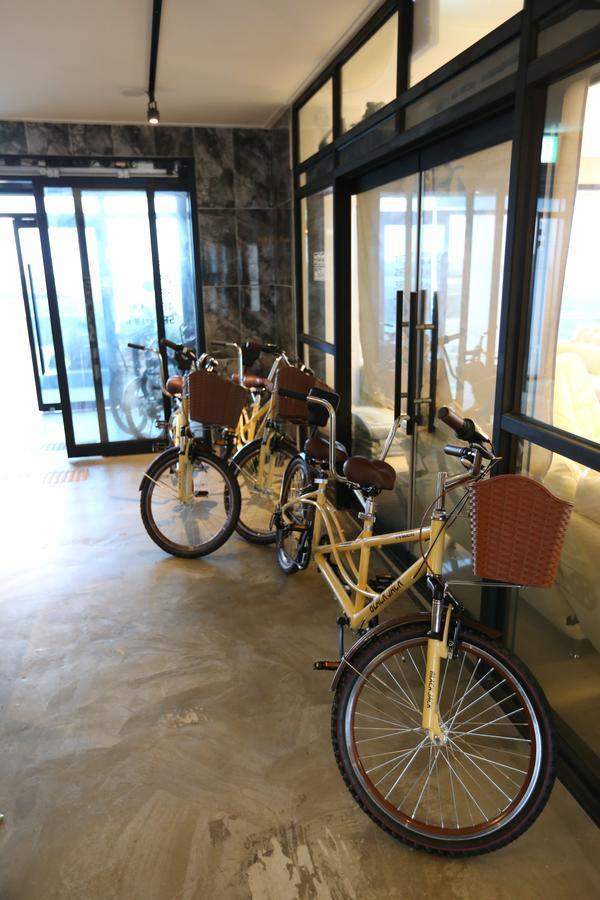 Hotel52 Seogwipo Bagian luar foto
